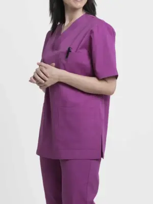 Casaca cuello pico lisa